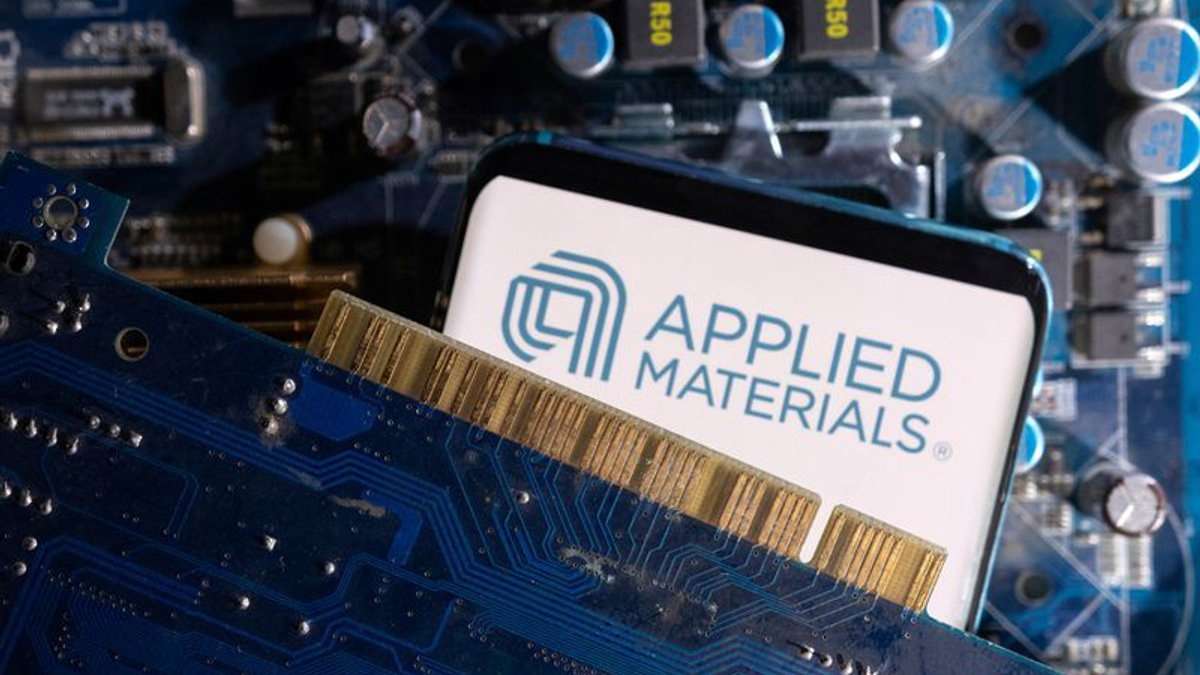 Applied Materials Shares Slip Despite Upbeat Guidance as Investors Demand Faster Growth