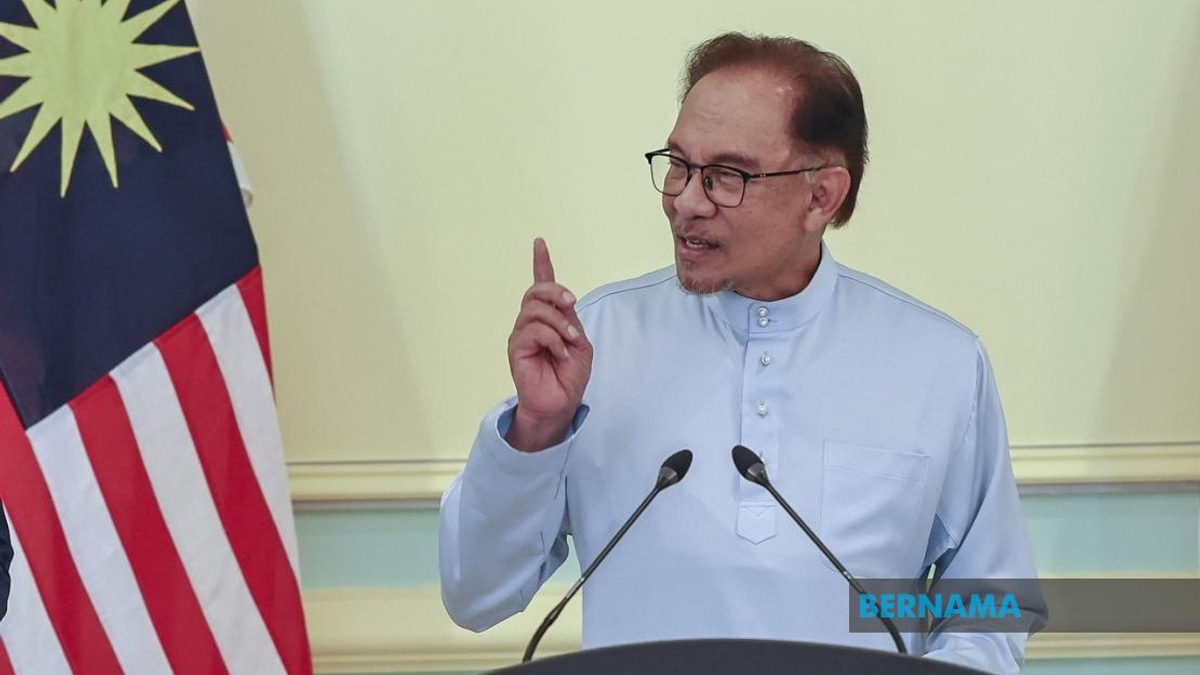Anwar's Gaza Diplomacy Combines Principle, Law and Humanitarian Action, Says Analyst