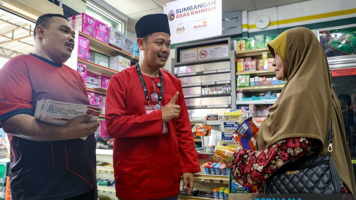 Haniff Pushes Balanced Growth While Hasrunizah Courts Voters on BN's Track Record in Pulai Sebatang Race