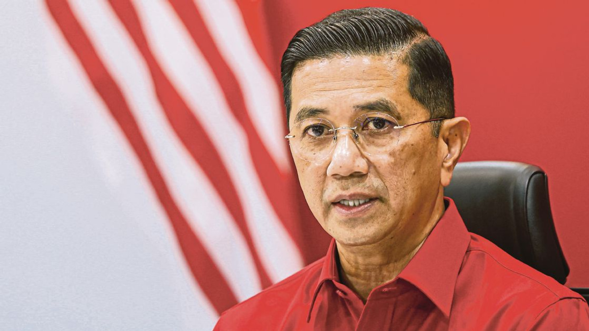 Bersatu Disputes PAS Claims Over Coalition Status Following Muhyiddin's Announcement