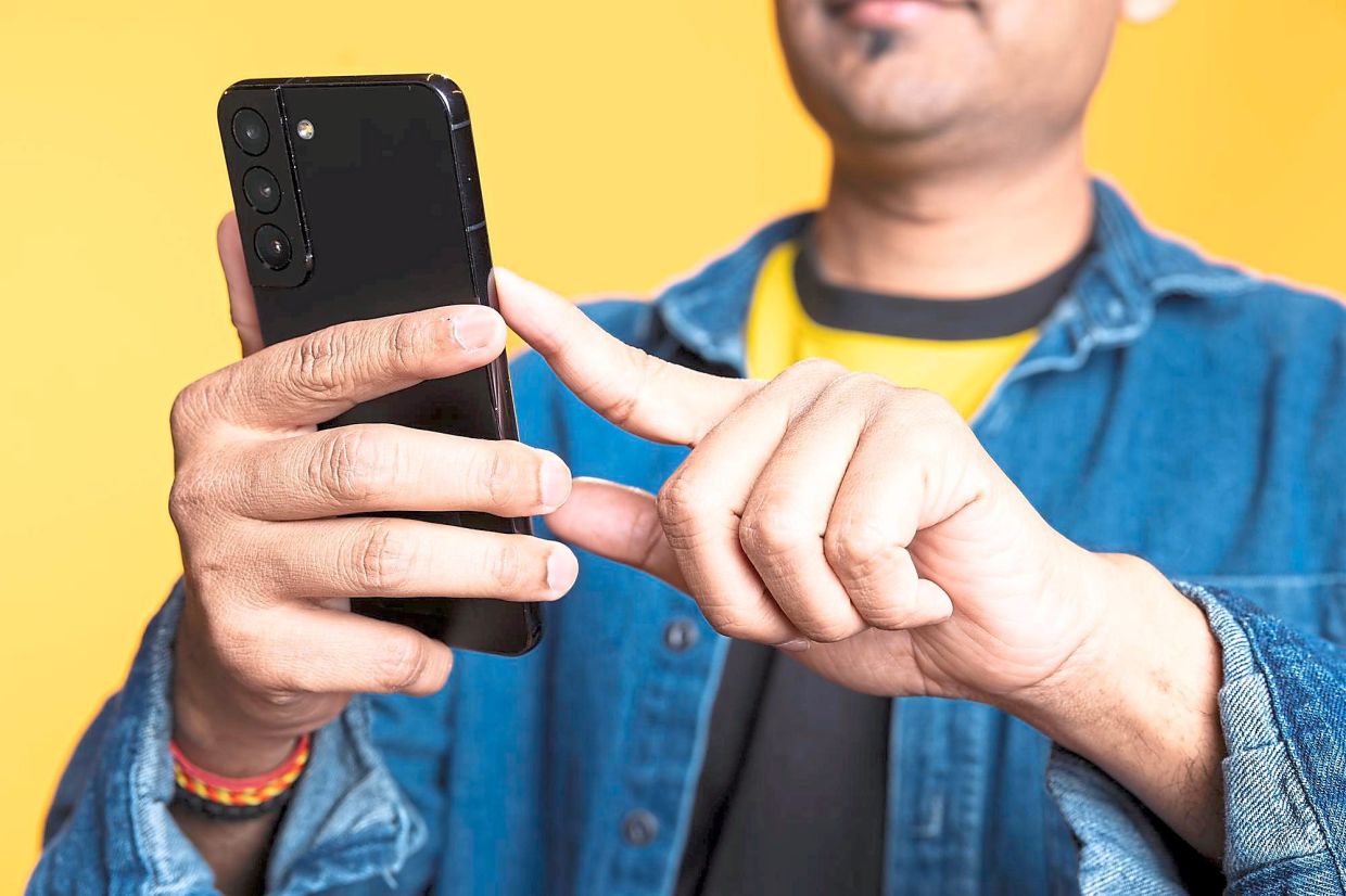 Data Protection Agency Investigates Unauthorised Disclosure of Maxis Customer Details