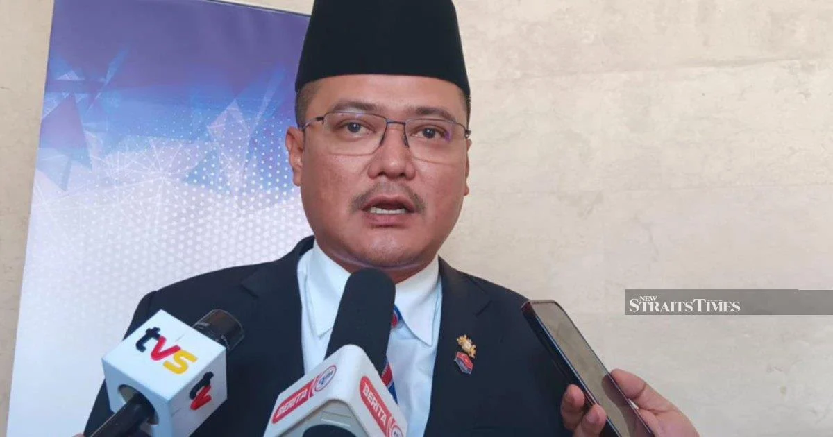 Johor BN Fires Back at Puad Over Palace Claims as Umno Youth Reports Mount