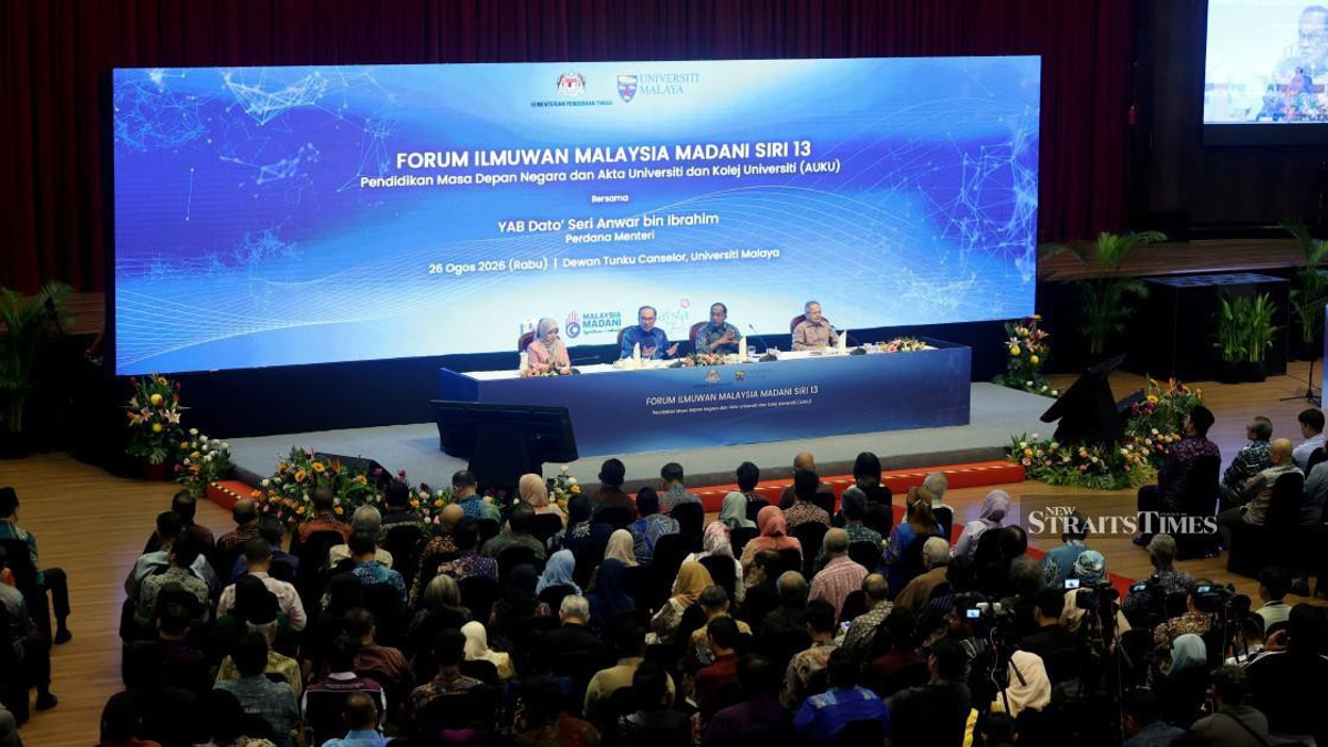 Anwar Seeks Time and Space to Dismantle AUKU Restrictions