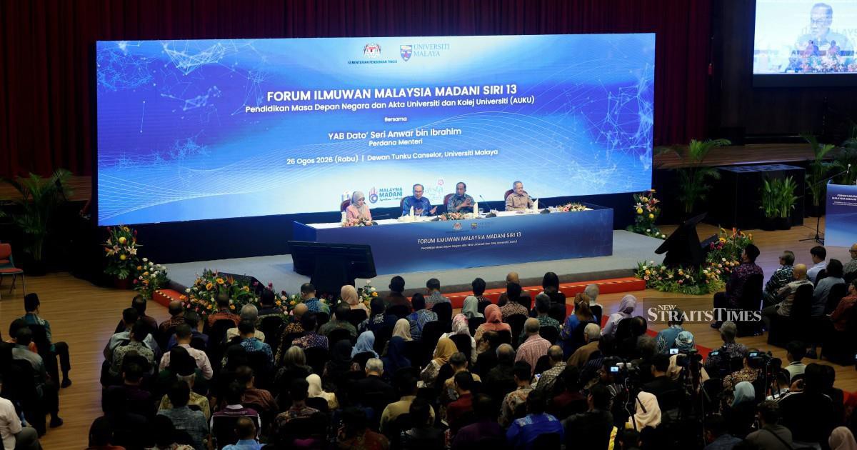 Anwar Seeks Time and Space to Dismantle AUKU Restrictions