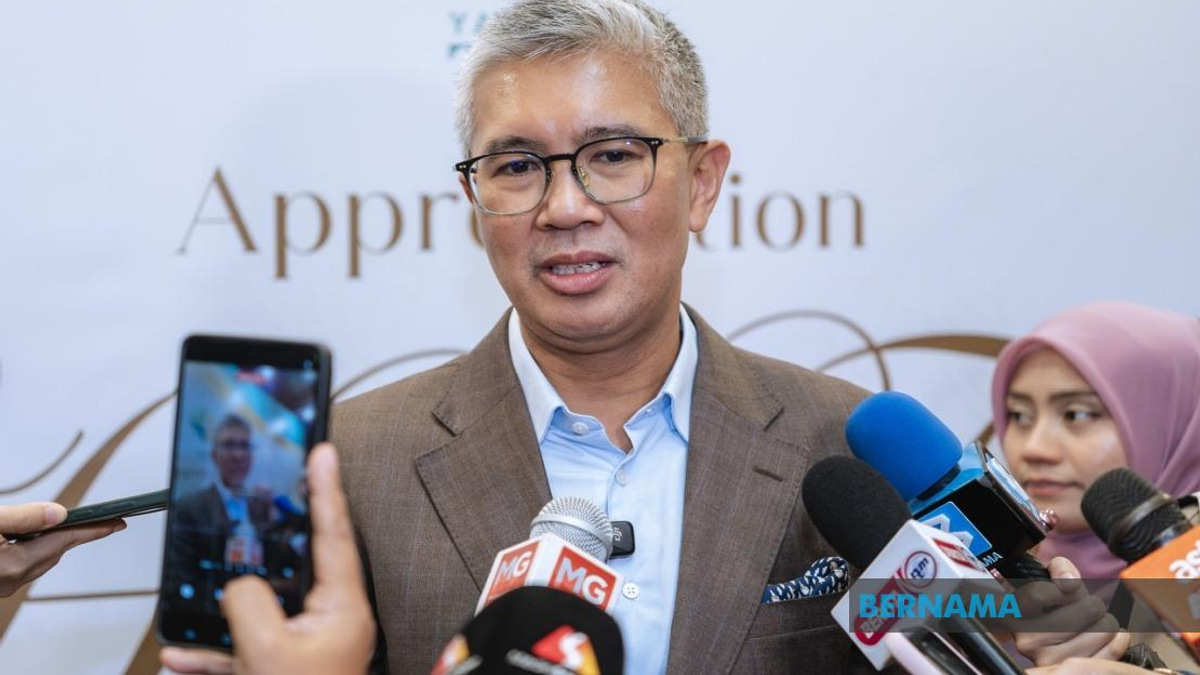 Government Does Not Discriminate in State Funding, Says Tengku Zafrul