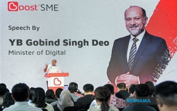 Malaysia's Digital Economy Positioned to Reach 30% of GDP by 2030, Minister Confirms