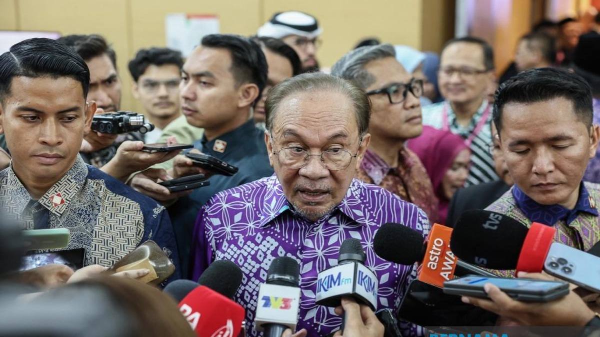Economic Growth Must Serve Humanity, Not Just Numbers, Anwar Declares