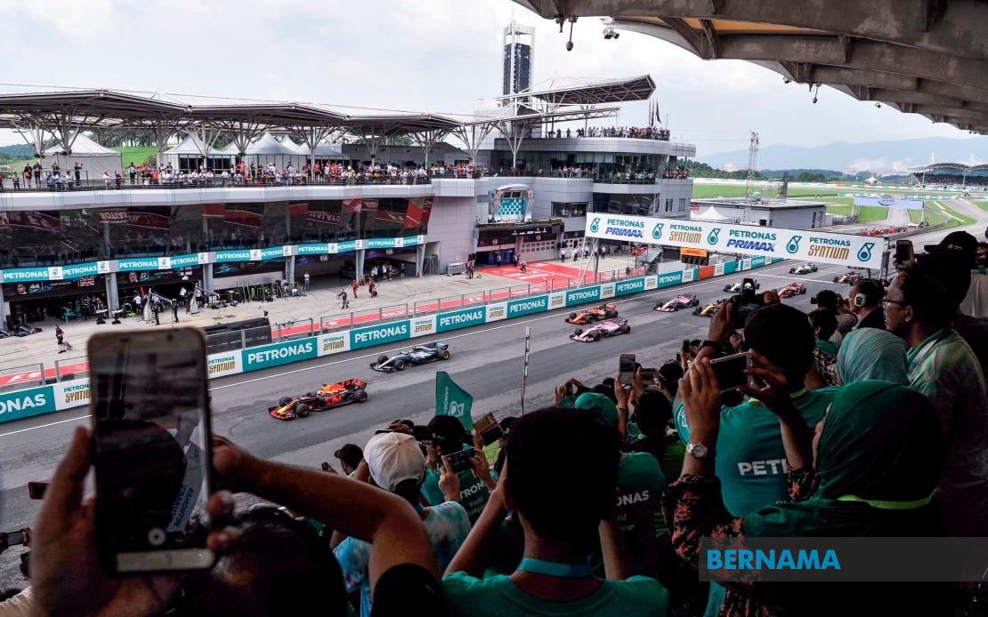 PM Anwar Unveils Affordable MADANI F1 Tickets From RM200 For October Bahrain Grand Prix At Sepang