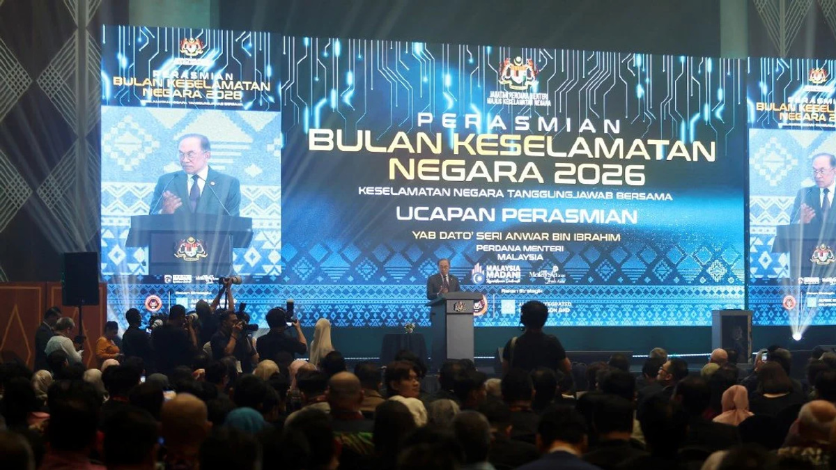 Anwar Warns Against Racial Divisions Ahead of Johor Elections