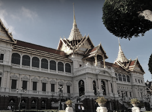 Thai Man Sentenced to 18 Months for Royal Defamation Comment on Facebook