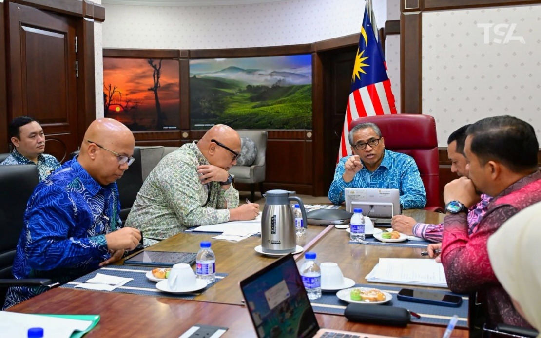 Chief Secretary Orders Swift Resolution of Service Problems at University Malaya Medical Centre