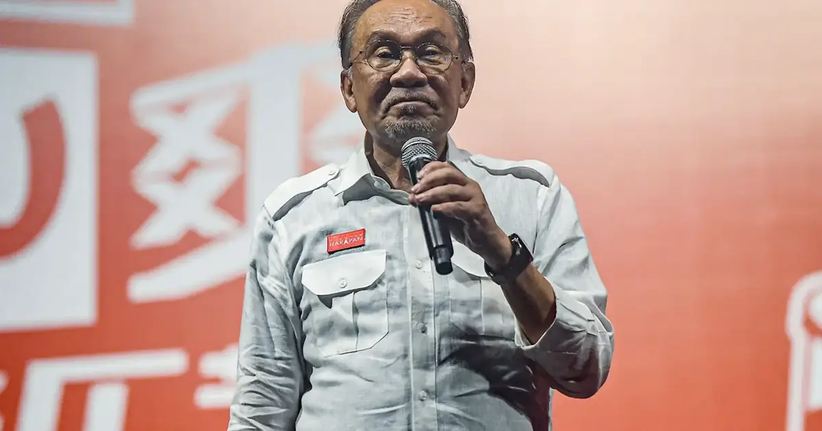 Anwar Urges Unity and Service as BN Secures Johor Victory
