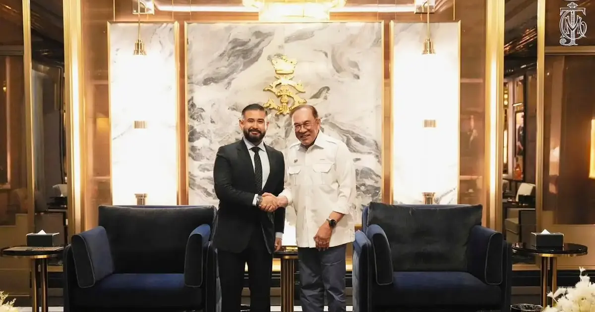 Anwar and Johor Regent Agree to Strengthen State-Federal Government Relations