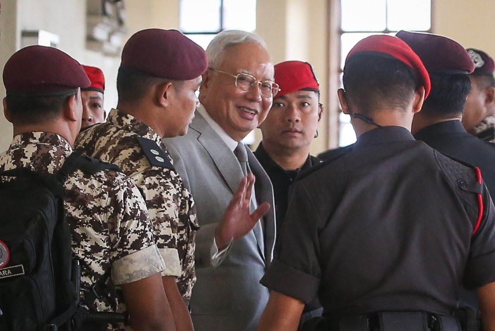 Najib to Undergo Heart Procedure at Serdang Hospital