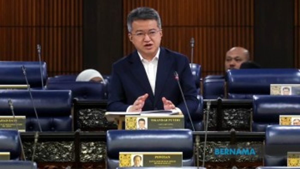 Malaysia Holds Firm On Budget 2027 Fiscal Targets Despite Oil Price Surge