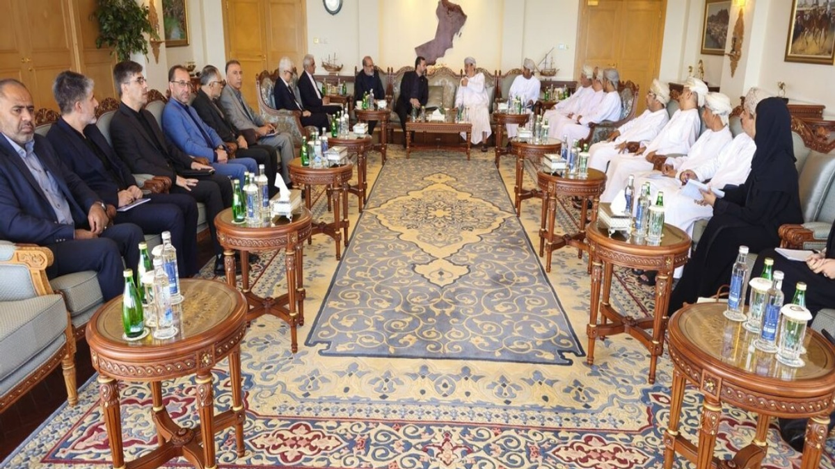 Iran and Oman Launch Joint Committee to Shape Strait of Hormuz Future