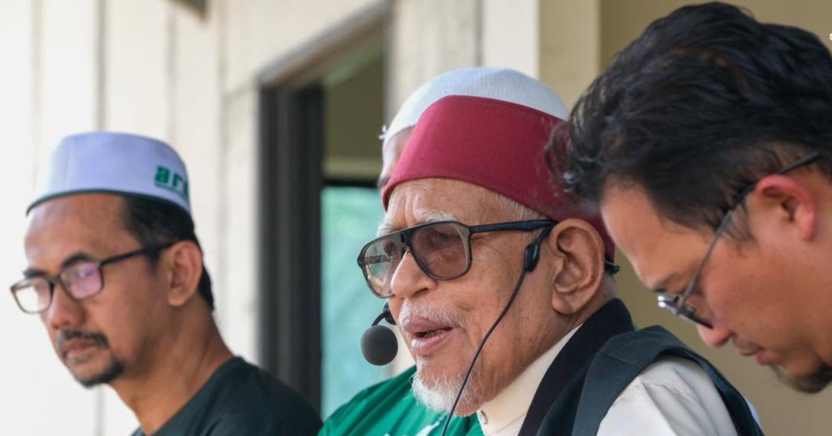 PAS Chief Hadi Pushes Malay-Muslim Unity Coalition with MCA, MIC as 'Non-Extreme' Partners