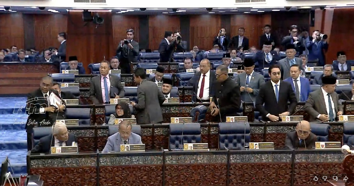 Opposition Boycotts Parliament Session Over Tabung Haji RCI Debate Timing