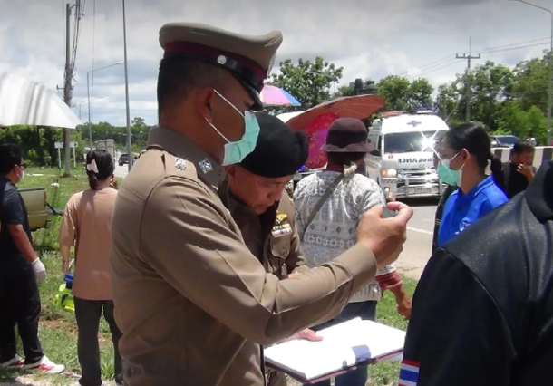 Thai Tragedy: Pickup Truck Ploughs into Buddhist Procession, Killing 10 Monks