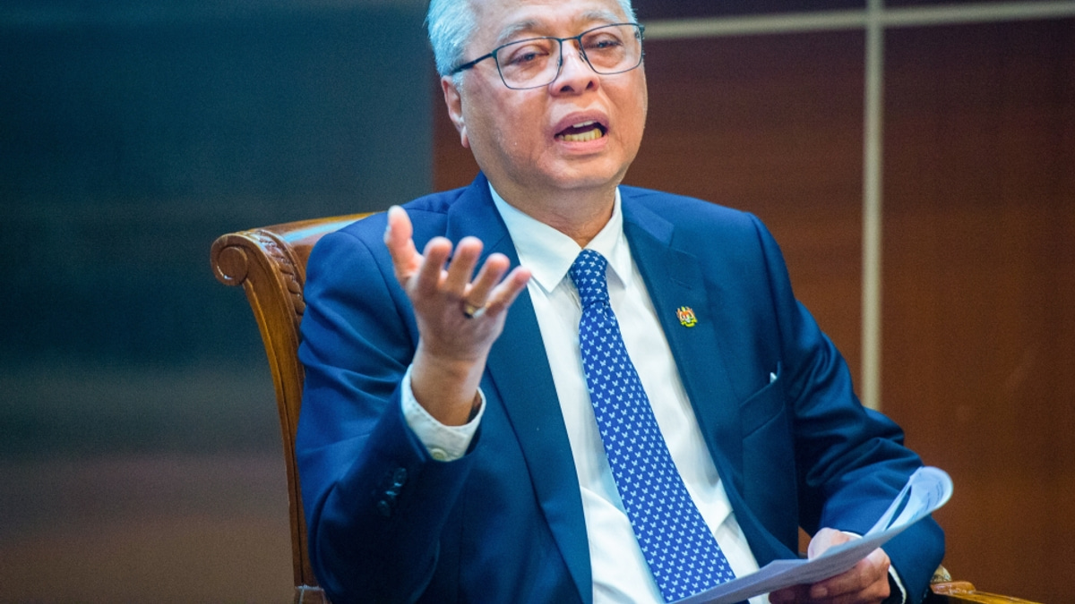 Ismail Sabri in stable condition following pacemaker surgery at IJN