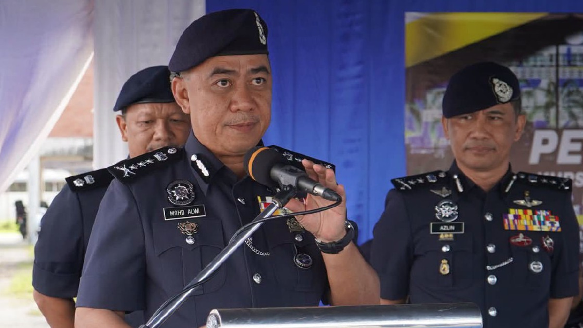 Police Dismantle Online Scam Network: 18 Chinese Nationals Arrested in Ipoh