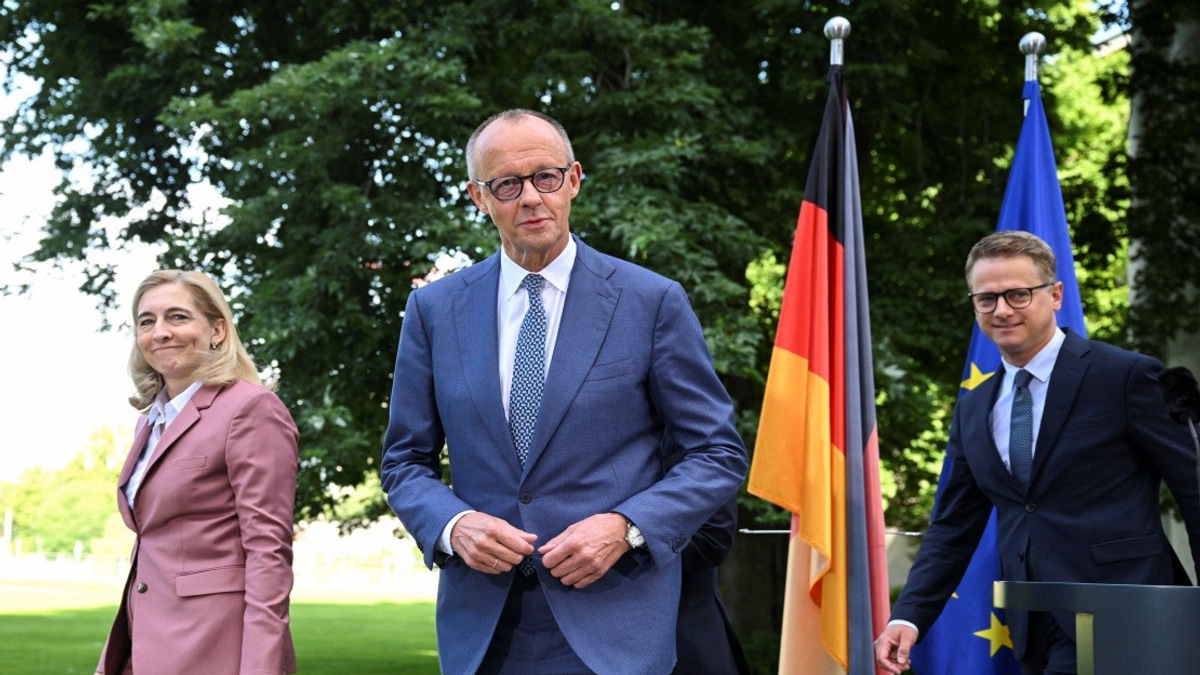 Merz Overhauls German Cabinet and CDU Leadership After Spahn's Surrogacy Scandal