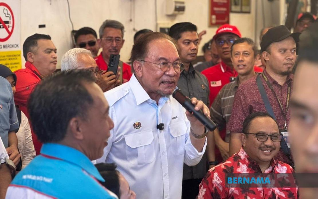 Malaysia and Singapore to Launch Digital Border System by January, PM Anwar Announces