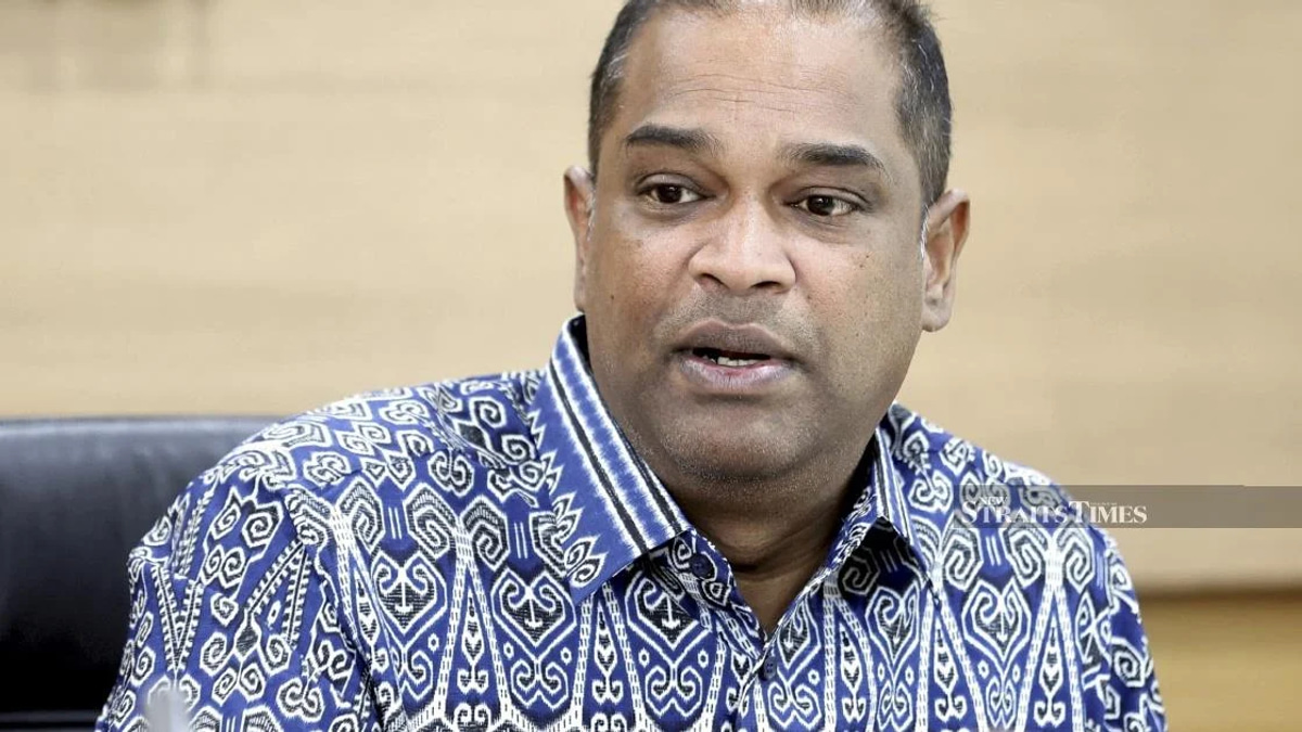 PKR Vice-President Urges Politicians to Keep Royal Institution out of Election Campaign