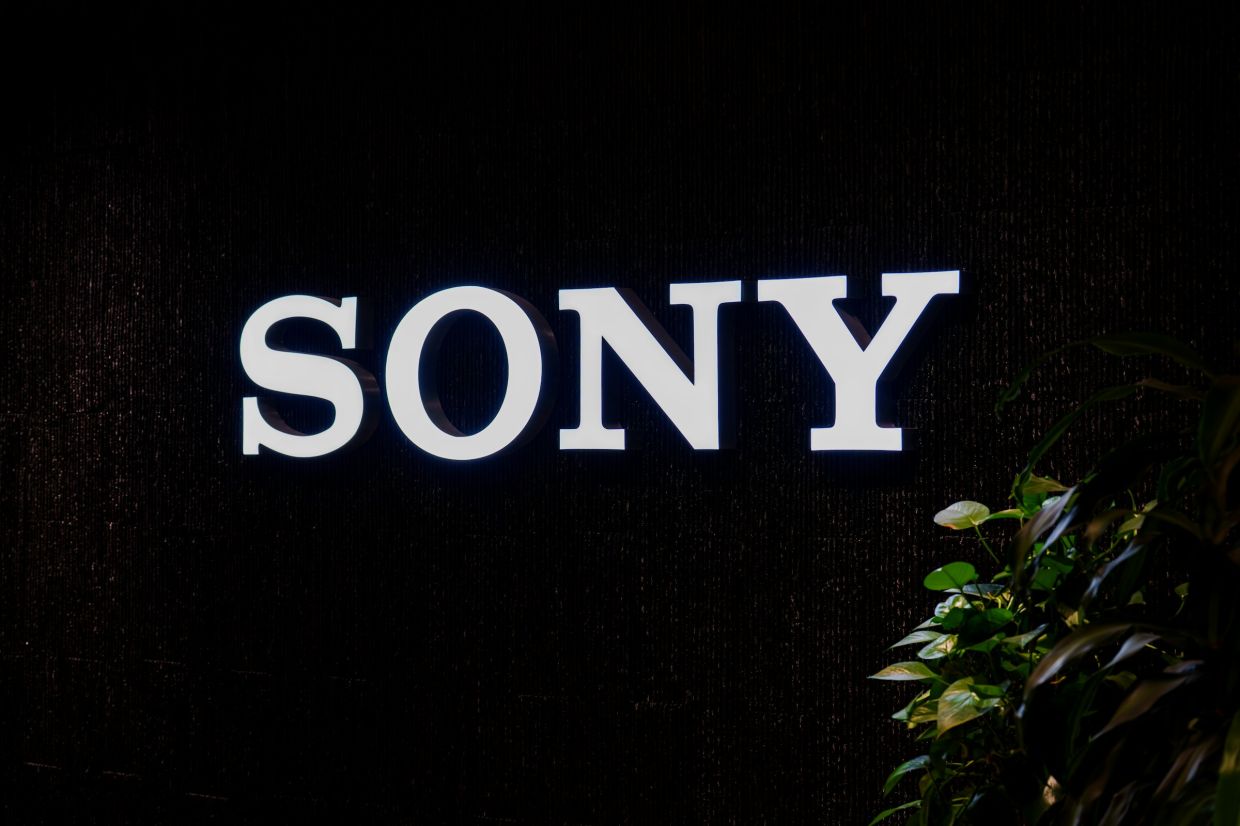 Sony's Shift to Digital-Only Games Sparks Global Backlash Among Gamers and Industry Workers