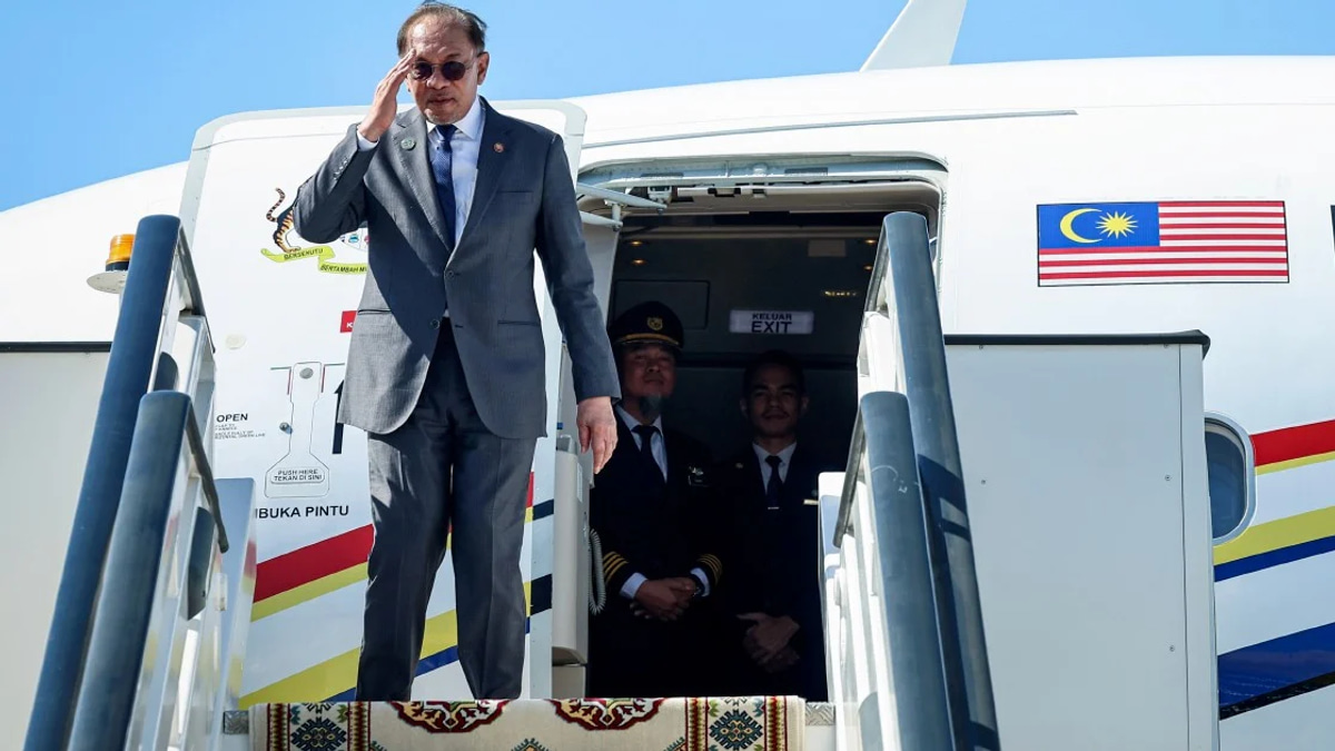 Anwar Returns from Turkmenistan to Lead Penang Investment Push and Press Freedom Celebrations