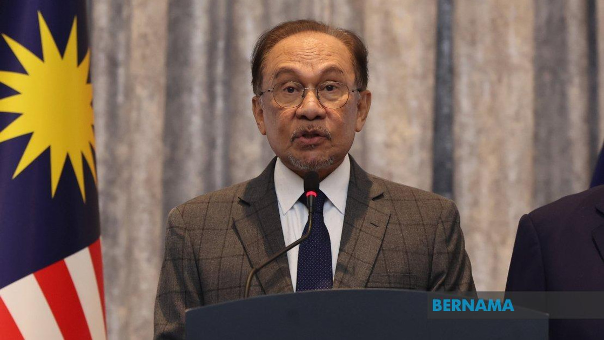 Media Must Balance Tech Innovation With Core Values, Anwar Stresses