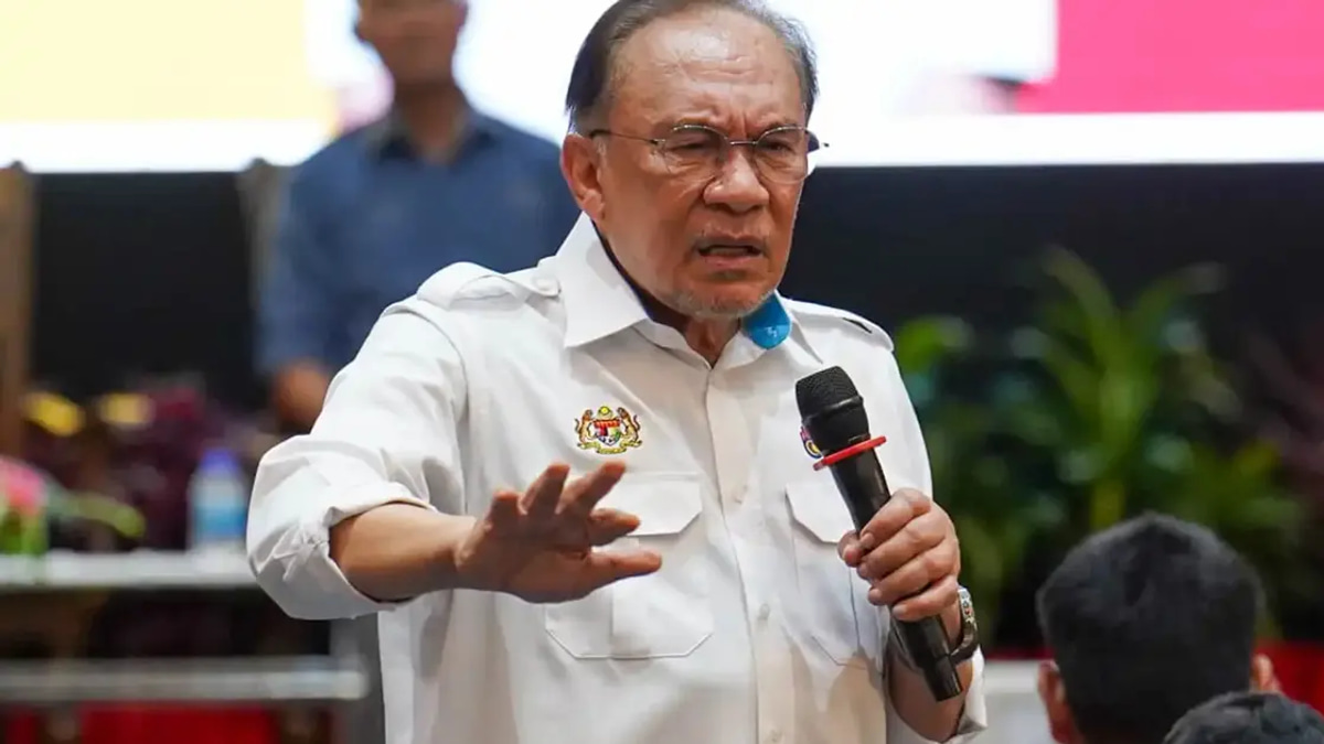 Anwar Rejects Foreign Pressure Over Malaysia's Israel Stance, Pledges Principled Middle East Position