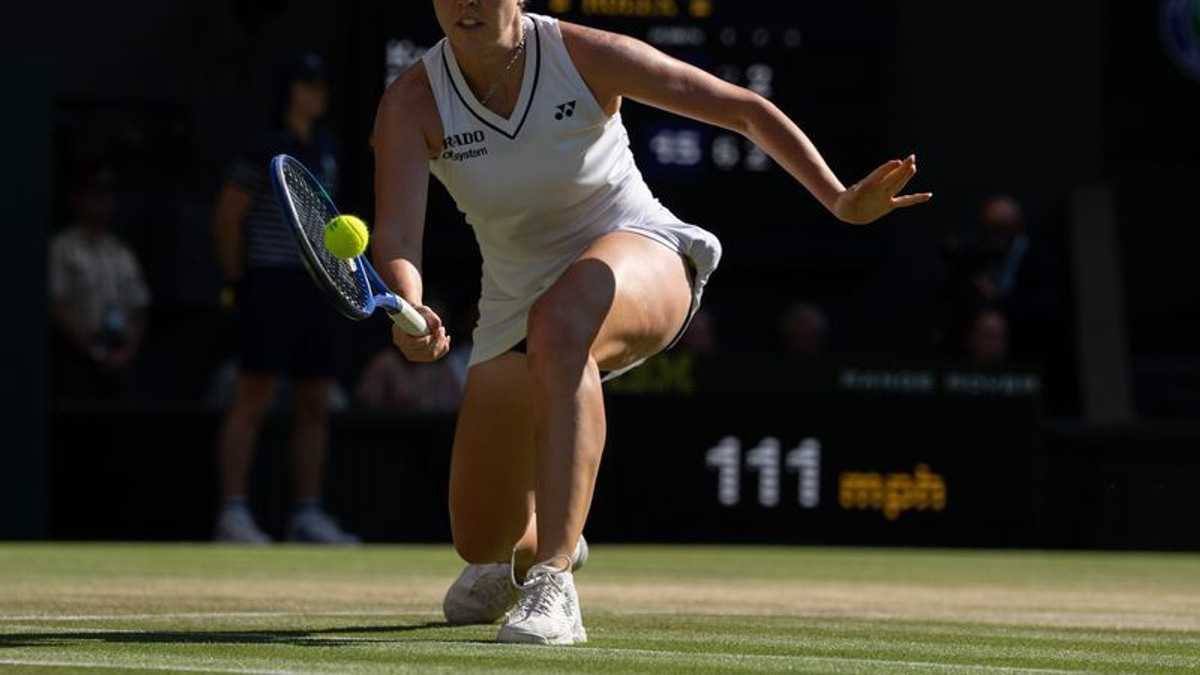 Czech Champion Noskova Overcomes Heartbreak to Claim Wimbledon Glory