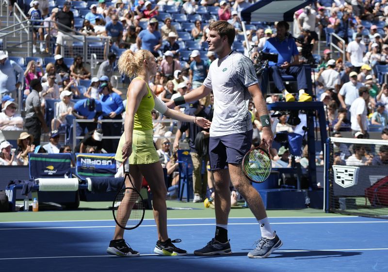 Serena Williams Returns to US Open Glory as Djokovic and Sabalenka Fall in Mixed Doubles Upset