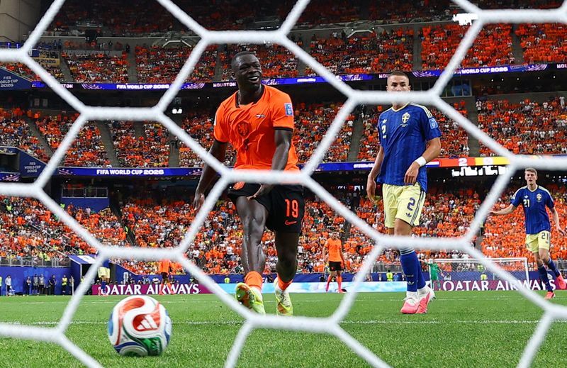 Brobbey's brace puts him in pole position to lead Netherlands attack