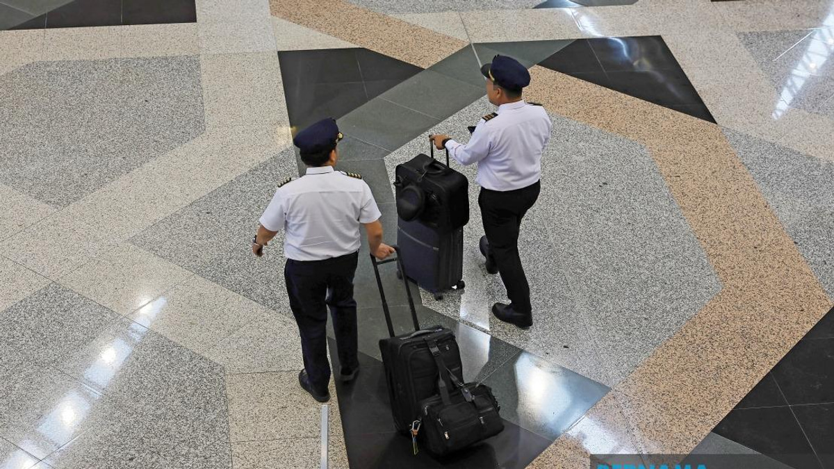 Security Gaps at KLIA Must Be Addressed, Says Lee Lam Thye After Pilot's Drug Arrest