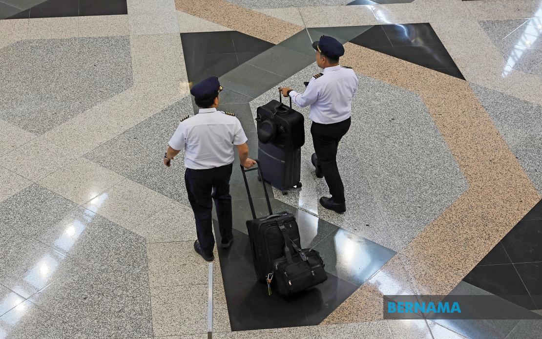 Security Gaps at KLIA Must Be Addressed, Says Lee Lam Thye After Pilot's Drug Arrest