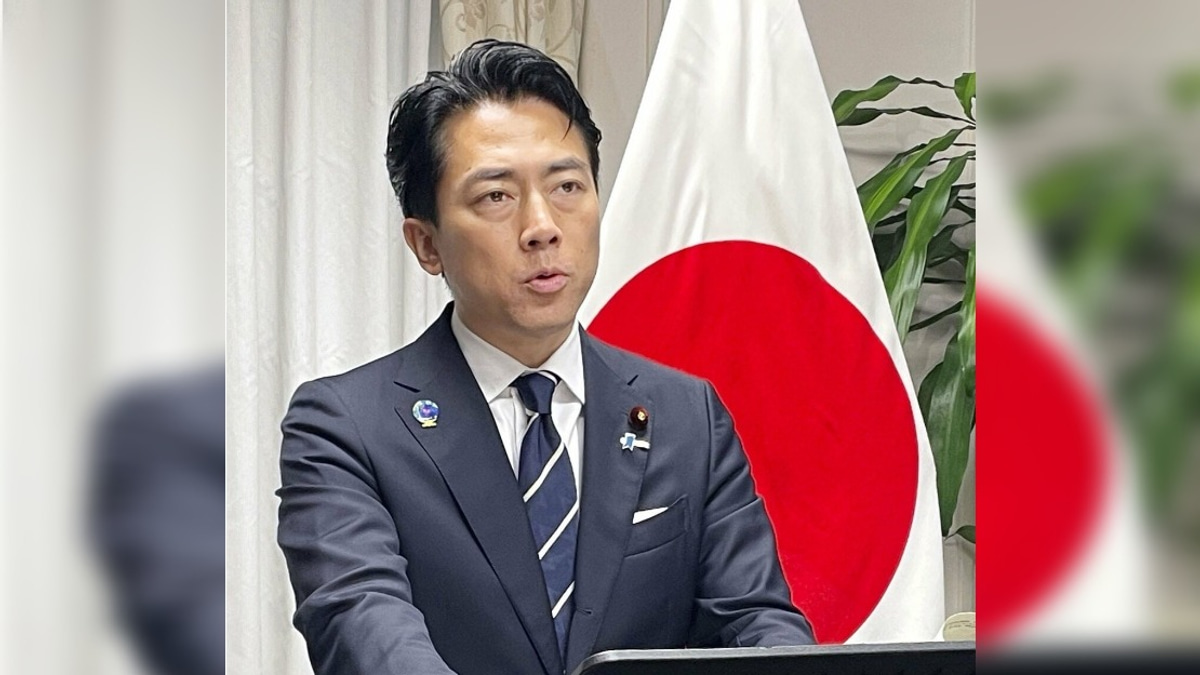 Japan Needs National Debate on Nuclear Weapons, Says Defence Minister Koizumi