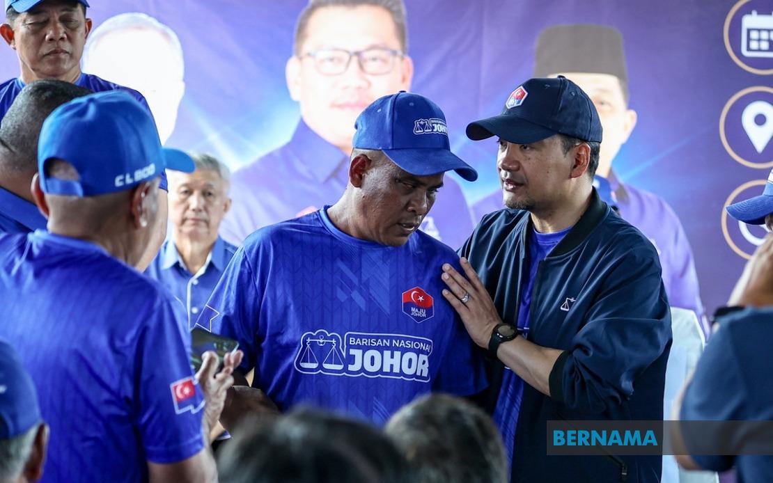 Vision Impaired Voter Remains Committed to Democratic Duty in Johor Election