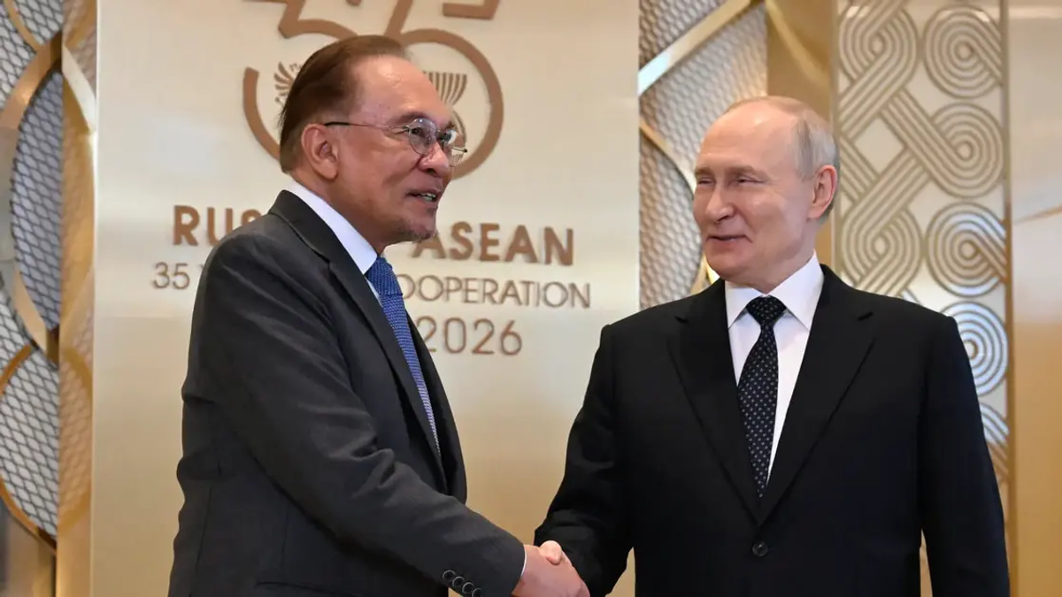 Putin Pledges Two Decades of Energy Supply to Malaysia Amid Regional Trade Expansion