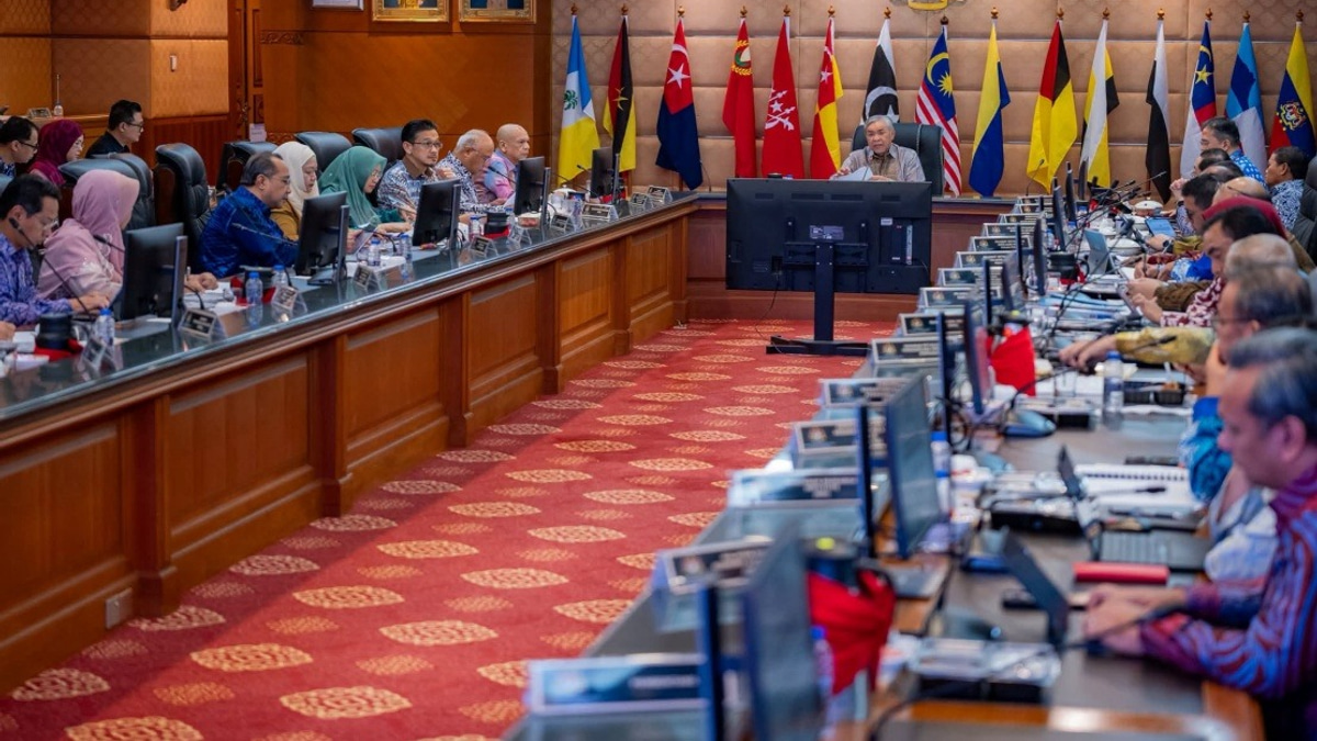 Malaysia Maps Transition Strategy for Local Rice as NACCOL Tackles Cost of Living