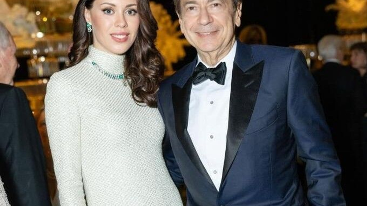 Billionaire John Paulson to Wed 33-Year-Junior Fiancée in Monaco After Contentious Divorce