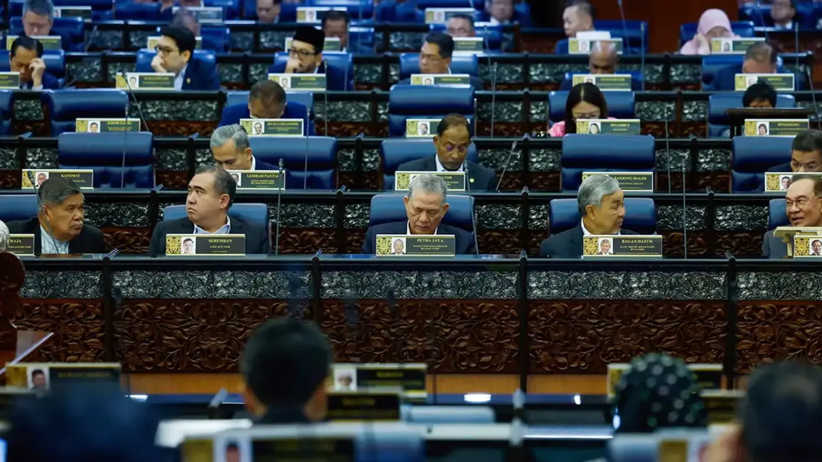 Parliament Dissolution Unnecessary if DAP Exits Government, Says PKR