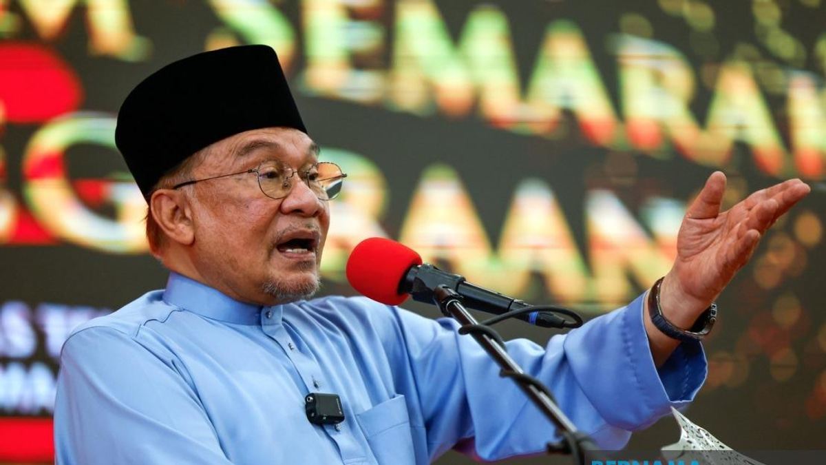Malaysian Petronas Vessel Cleared for Red Sea Passage, Anwar Credits Diplomatic Relations