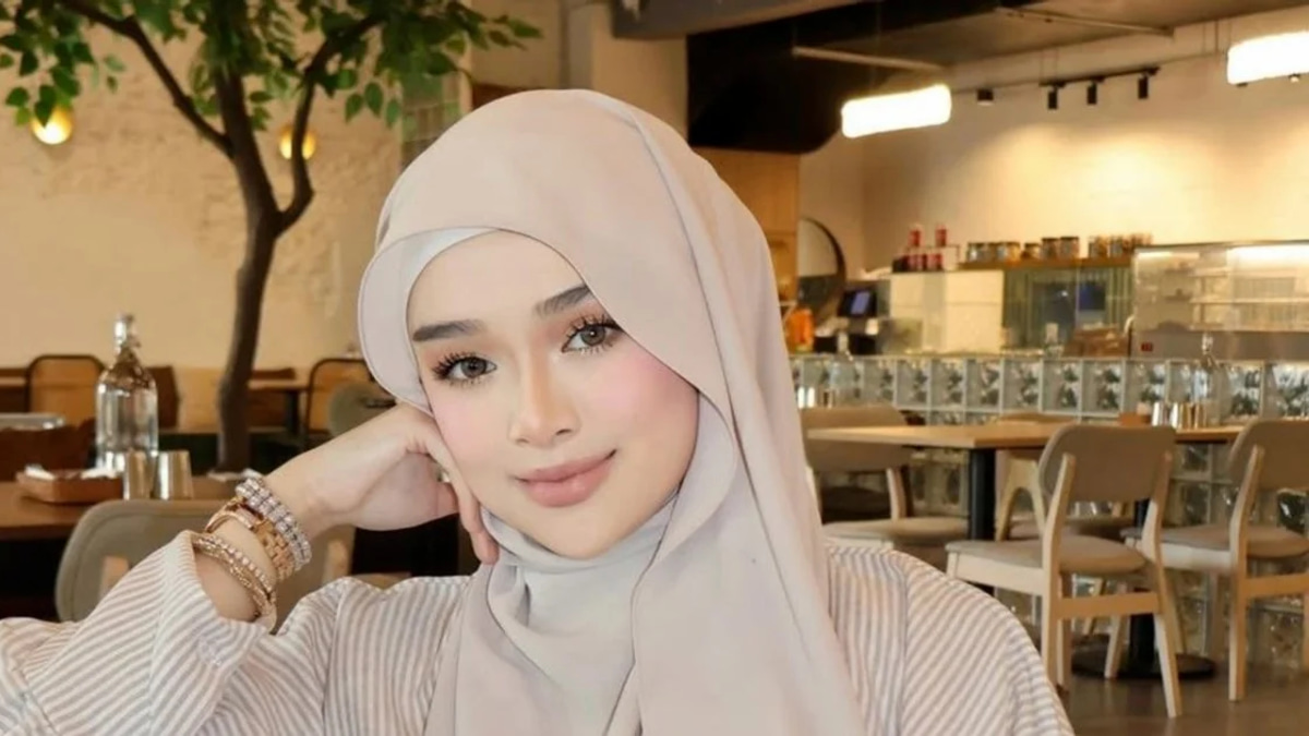 Marissa Dania Refutes Claims She Has Marginalised Her Mother Abby Abadi