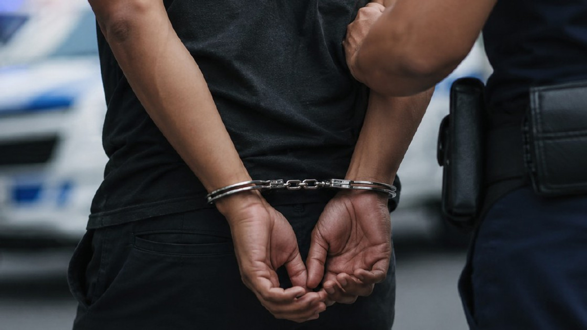 Twelve Police Officers Arrested in RM2 Million Extortion Case Involving Chinese National