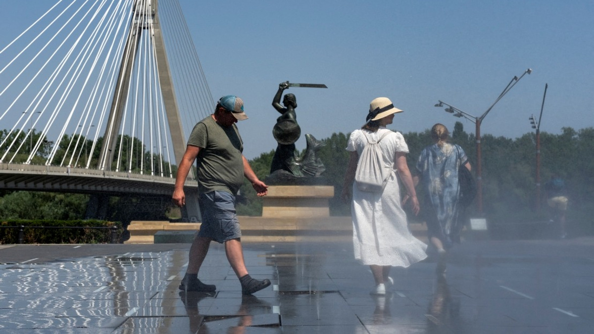 Poland Swelters in Record-Breaking Heat as Temperature Soars Past 105-Year Record