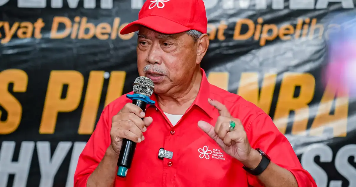 Muhyiddin Hits Back at Khaled Over Bersatu Election Criticism