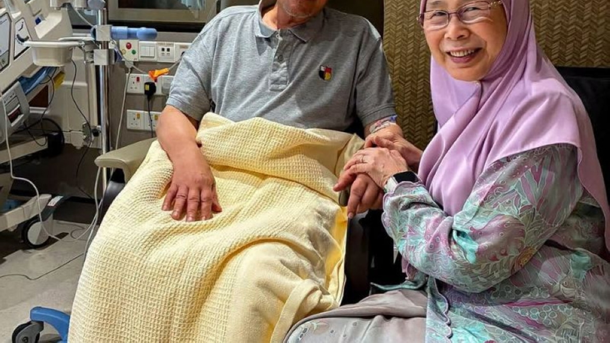 PM Anwar Ibrahim Expected to Return Home Today Following Hernia Surgery