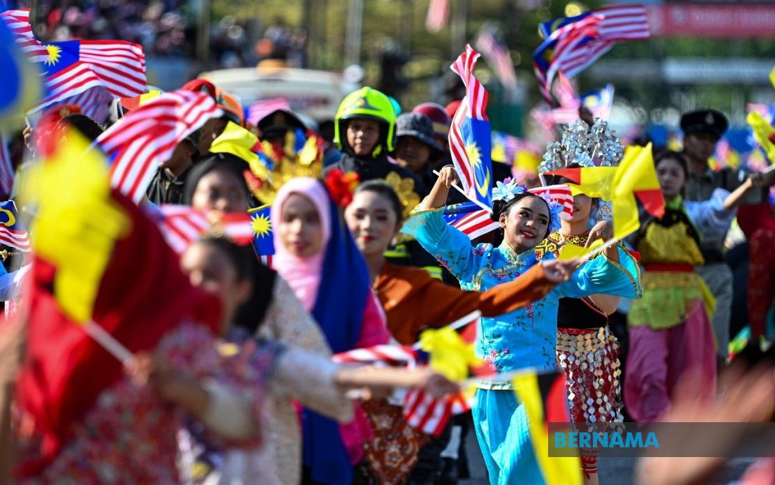 More Than 30,000 Gather in Seremban for Negeri Sembilan's National Day Celebration